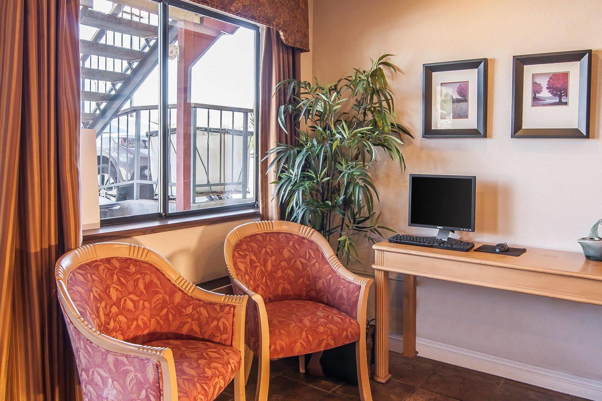 Econo Lodge Ashland Eksteriør billede